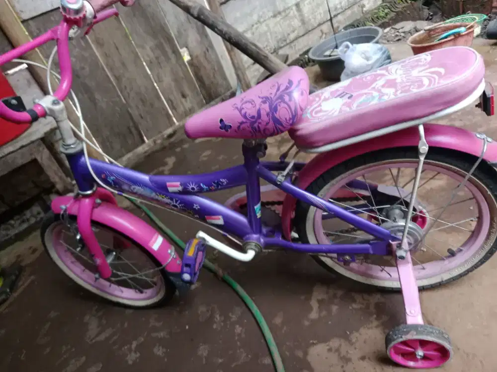 Jual speda anak masih bagus jarang di pakai
