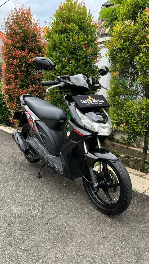 Honda Beat Karbu Tahun 2009 Spakbor Bawah