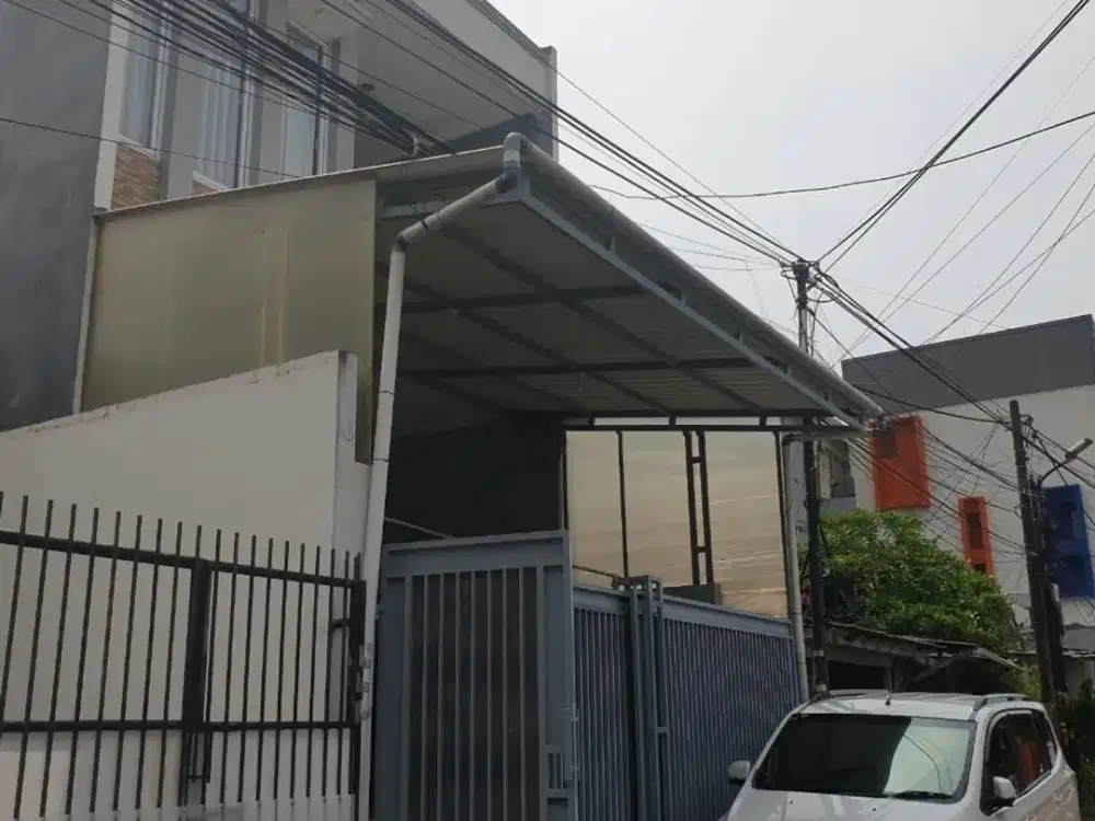 DIJUAL RUMAH 2 SETENGAH LANTAI HADAP TIMUR @KALIDERES