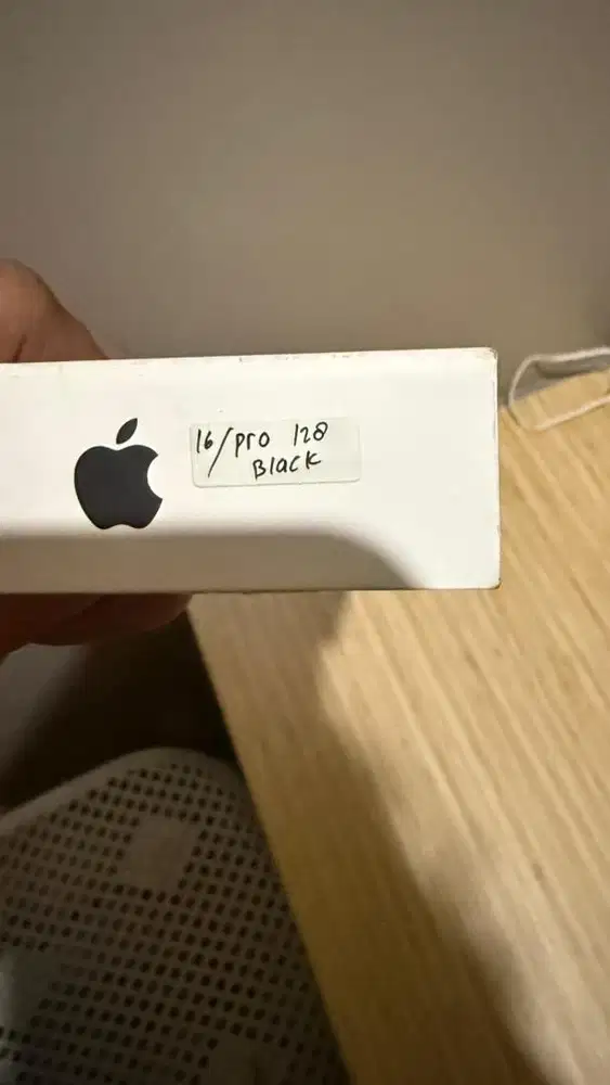 Iphone 16 pro 128 black