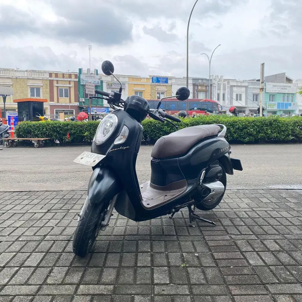DIJUAL HONDA SCOOPY PRESTIGE 2024