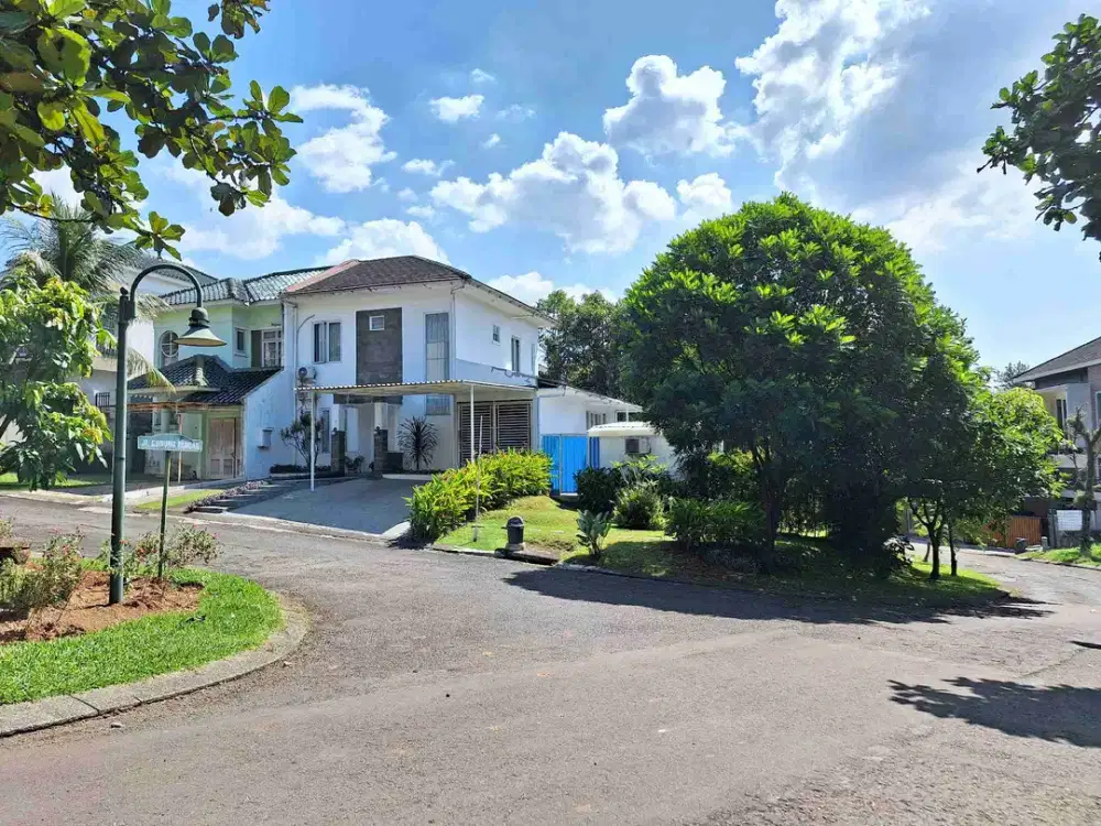 Rumah Hook Modern Tropical Dengan Swimming Pool & Furnish di Kawasan Favorite Bogor, Sentul City