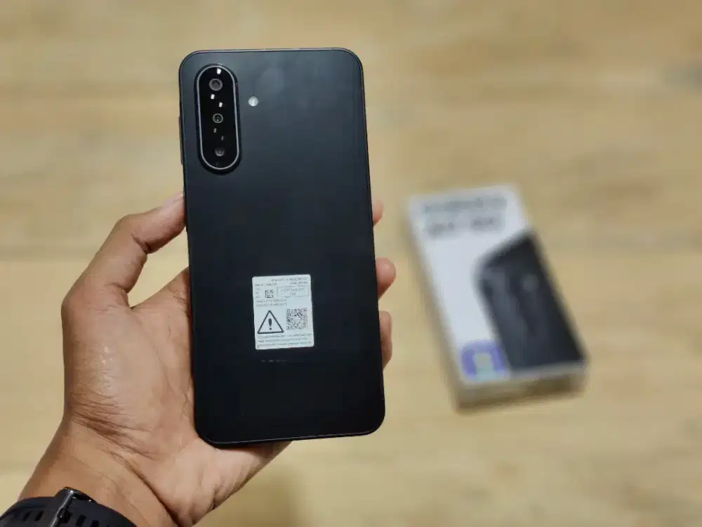 Samsung a17 5G 8/256 bisa tt