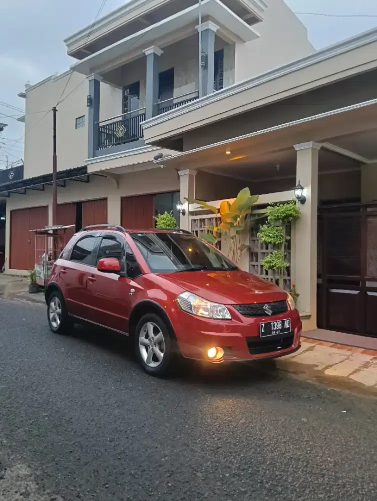 Suzuki SX4 Milik Pribadi