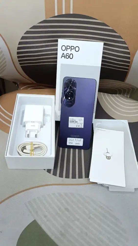 Handphone Oppo a60
