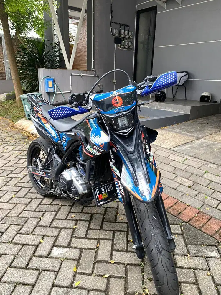 Yamaha WR 155 R TAHUN 2022 SUPERMOTO TINGGAL GAS