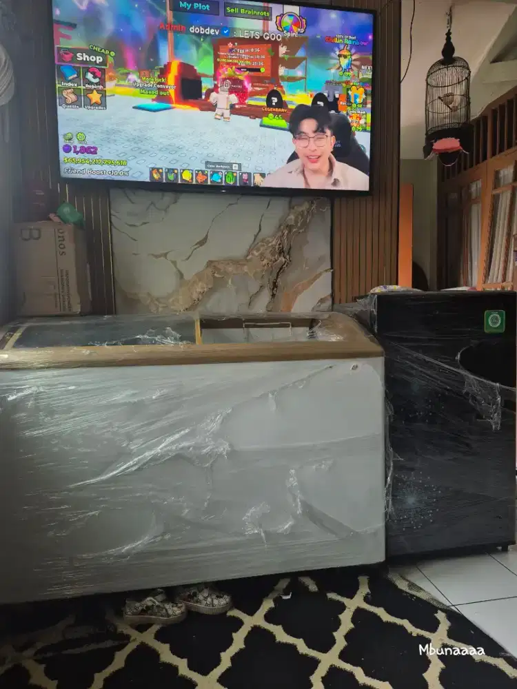 Freezer box 330 L haier siap pakai