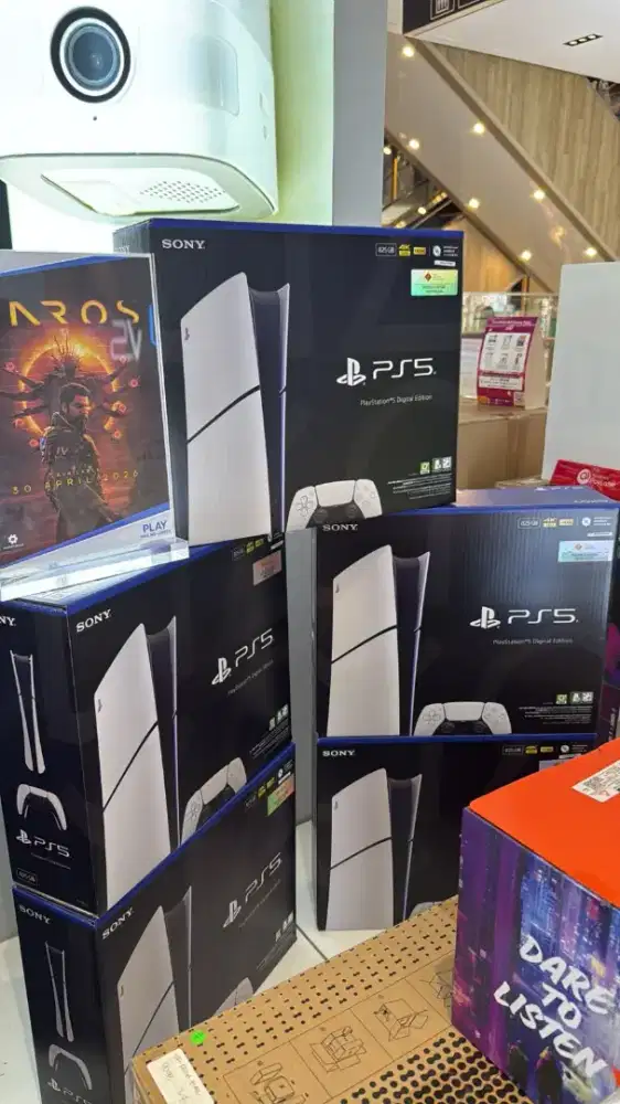 PS 5 SLIM DIGITAL EDITION 825 GB