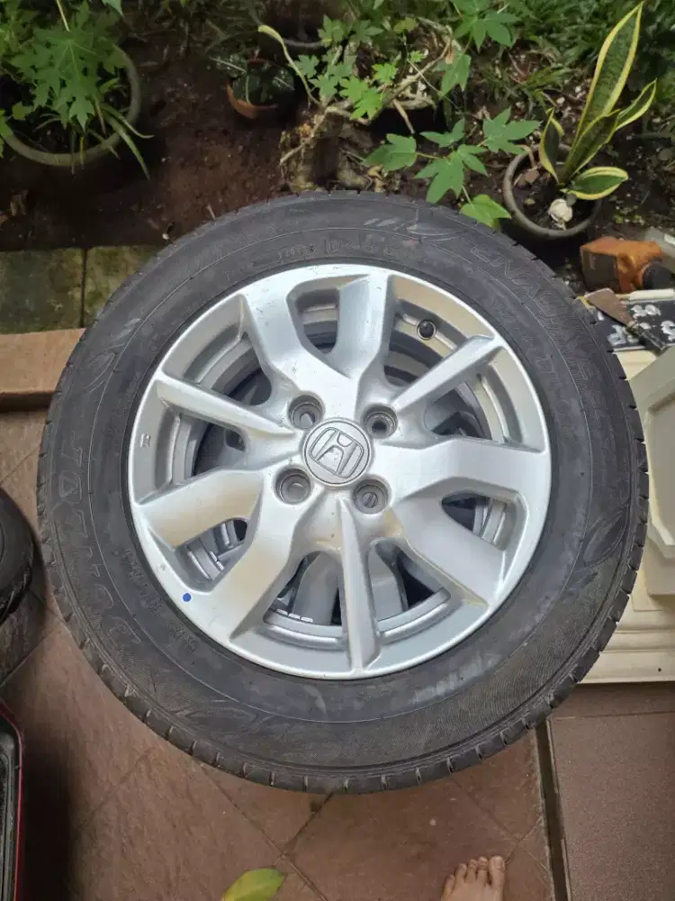 Velg Honda Brio