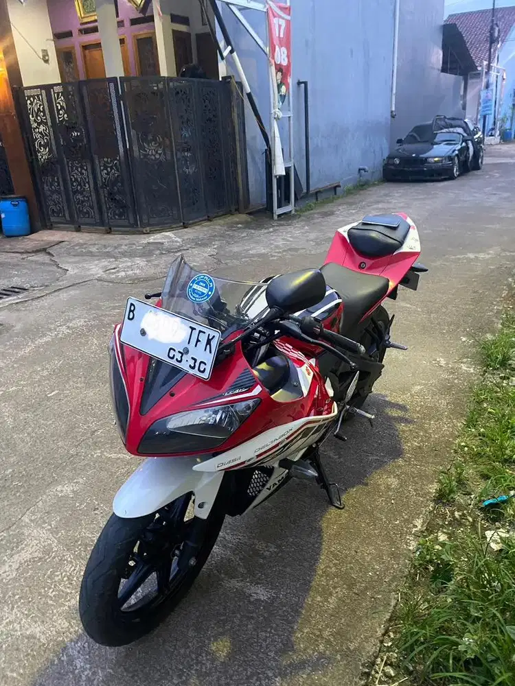 Yamaha R15 Tahun 2015 Full Orisinil KM Rendah