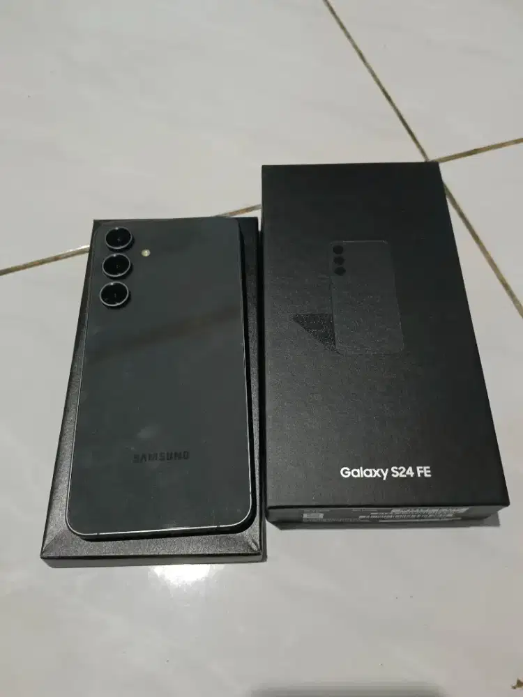 Samsung s24 fe ram 8/256 gb second sein HP dus