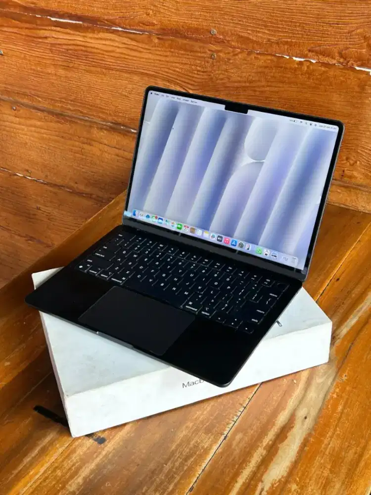 MacBook Air M3 16/256