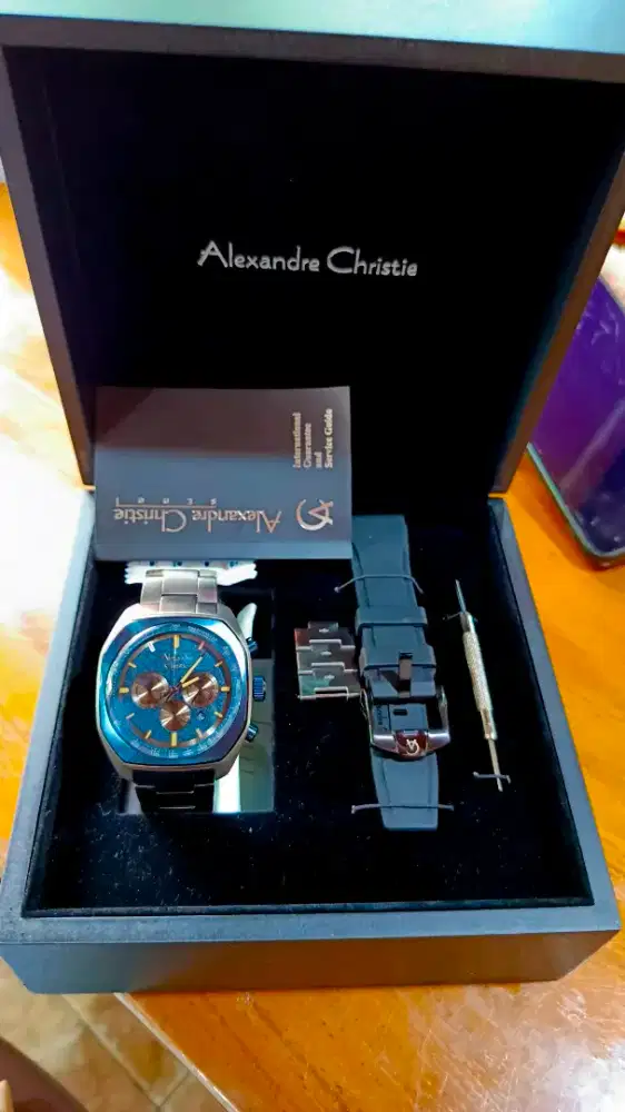 Alexandre Christie 6666 MC Like New