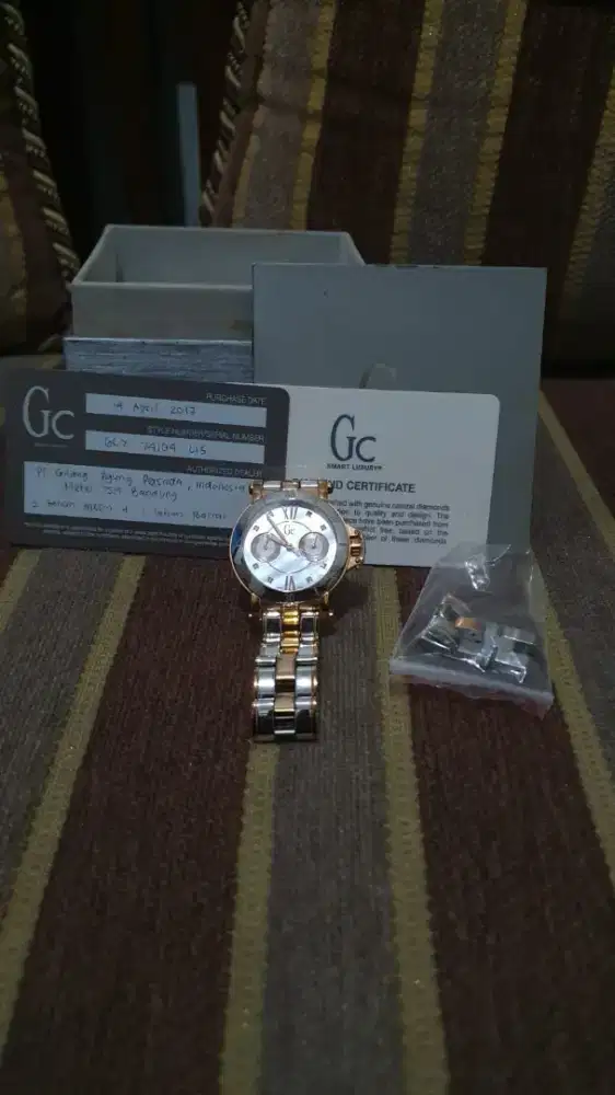 Jam tangan wanita Guess Collection ORIGINAL