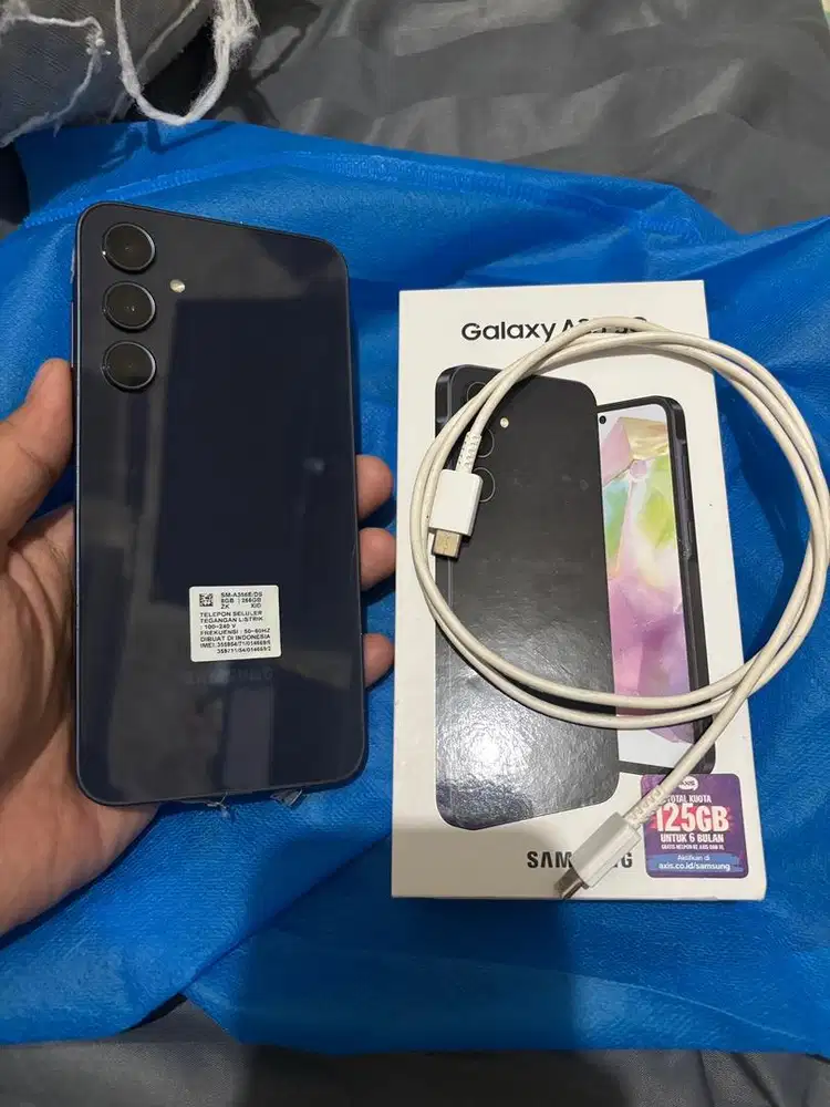 Di Jual cepat samsung a35 5G 8/256