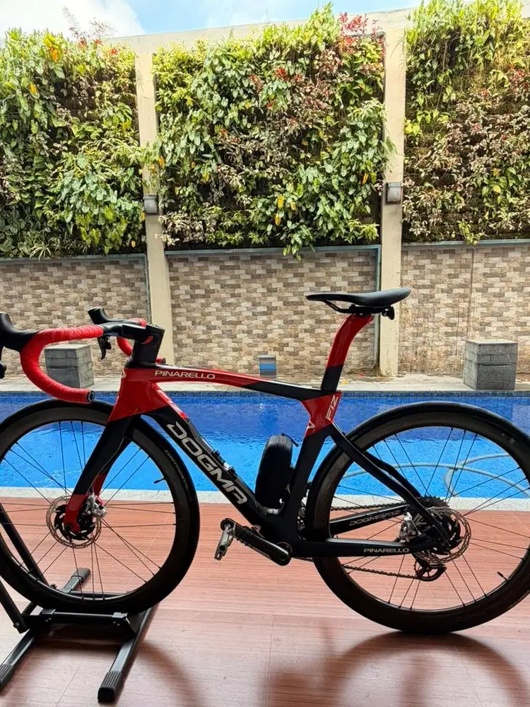 Pinarello f12 eruption red 2021