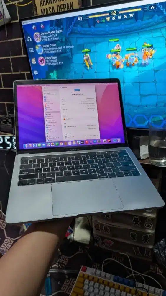 MacBook Pro 2017 Touchbar iBox 512Gb Mulus Normal Siap Pakai