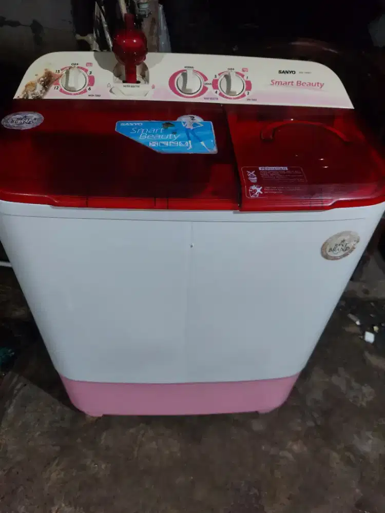 Mesin cuci Sanyo kapasitas 7kg Normal semua siap pakai