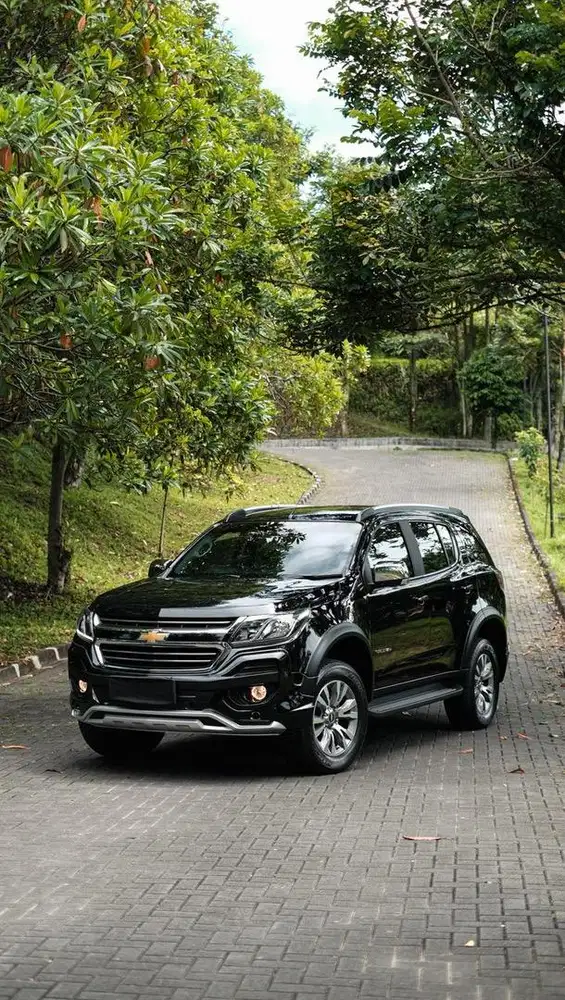 Chevrolet Trailblazer 2019 Solar LTZ low km antik terawat