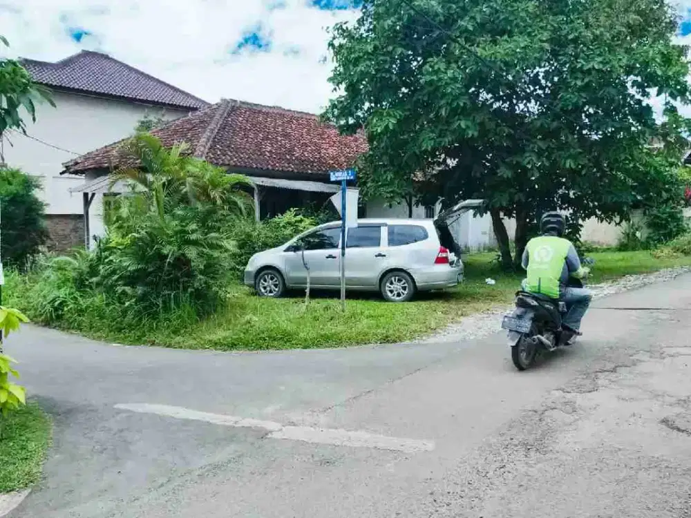 TANAH PLUS RUMAH HOOK DIJUAL  MURAH DI GUNUNG TERANG