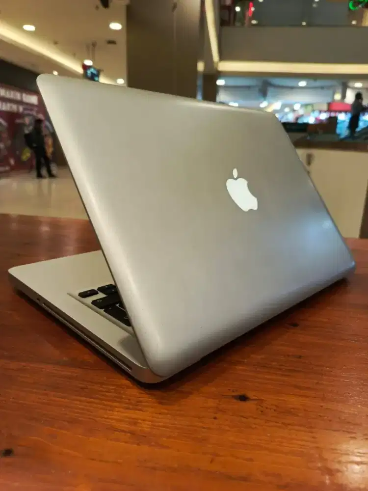 Macbook Pro 13 inch , mid 2012