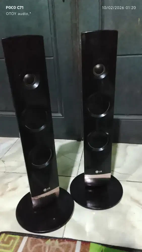 Spker pasif tower merk LG