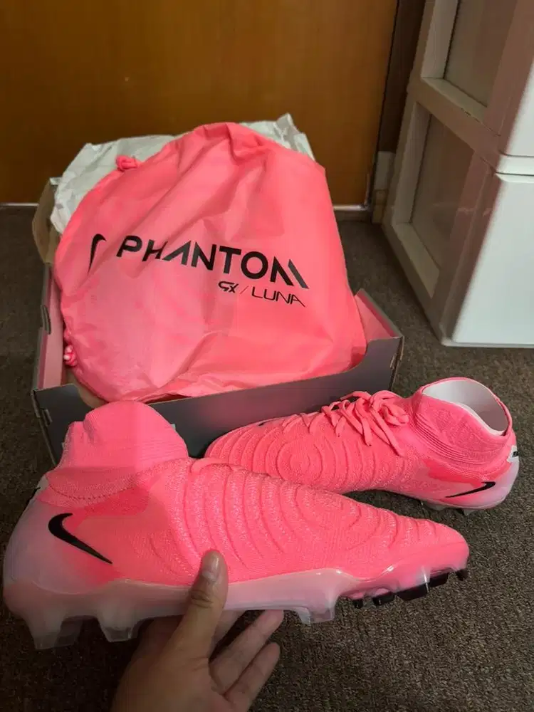 sepatu bola Nile phamtom Luna II Elite Fg