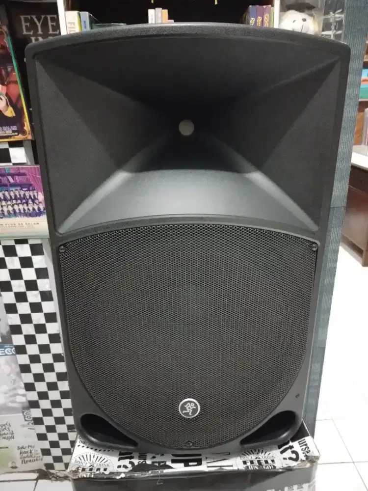 SPEAKER MACKIE THUMP15 1000 WATTS (1UNIT)