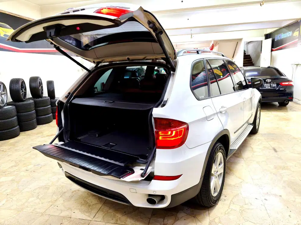 RARE BMW X5 E70 XDRIVE ANTIK SIMPANAN KM LOW