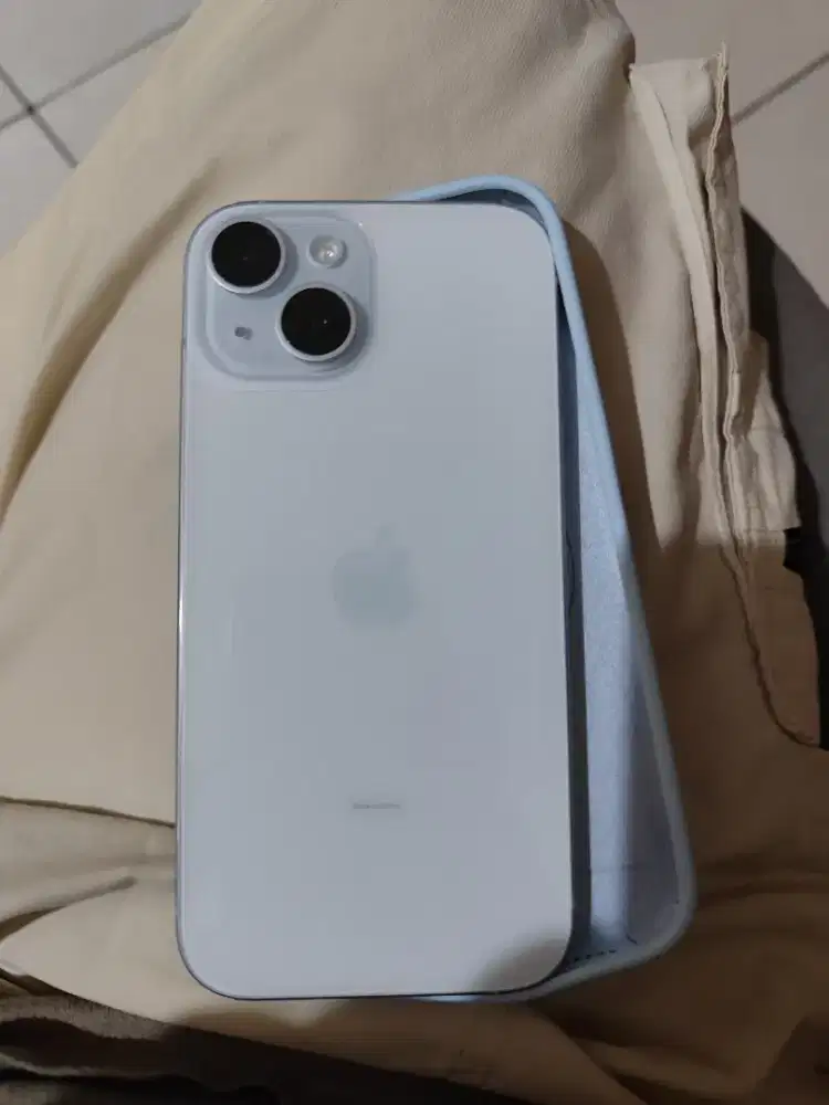 Iphone 15 128Gb BIRU