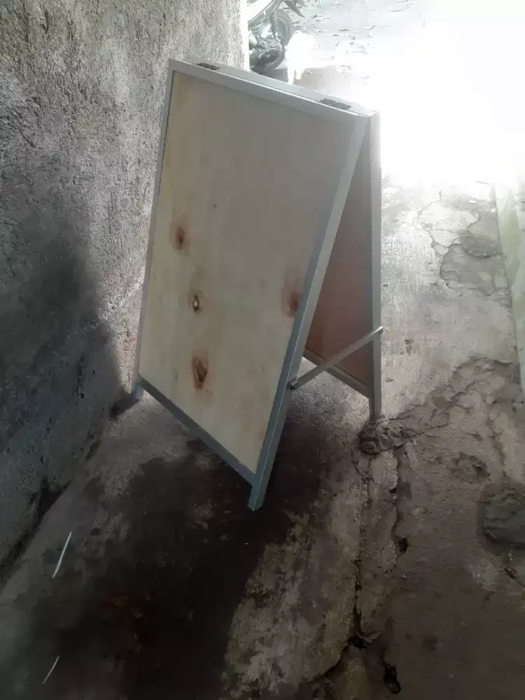 Stand banner almunium