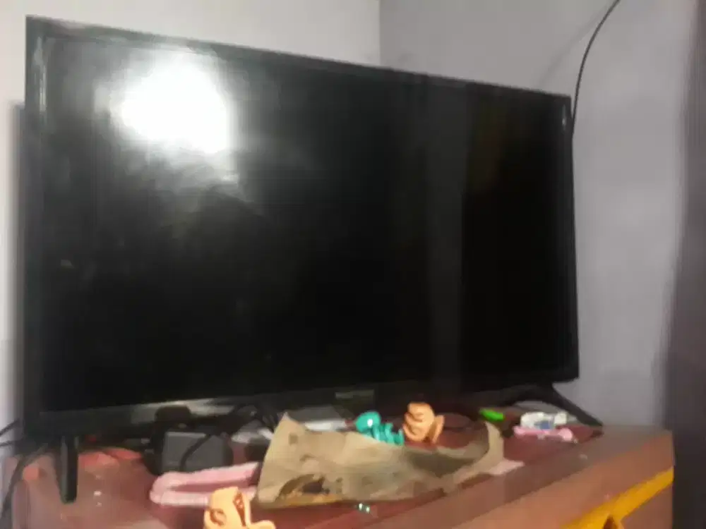 Tv merek playtron 32 in