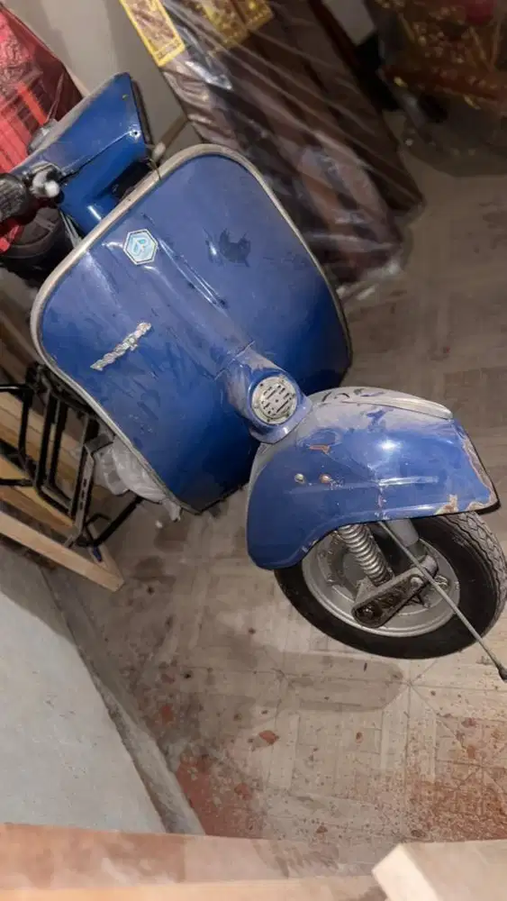 BAHAN VESPA SUPER 1976