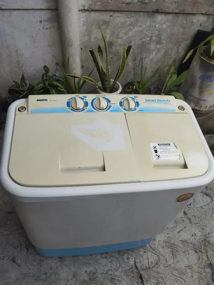 Mesin Cuci 2 Tabung Sanyo sw-730xt. (7KG).