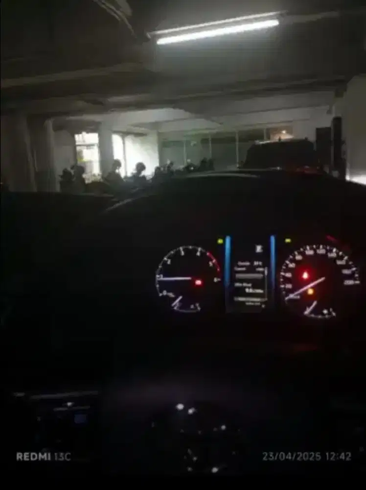 Mencari lowongan supir pribadi