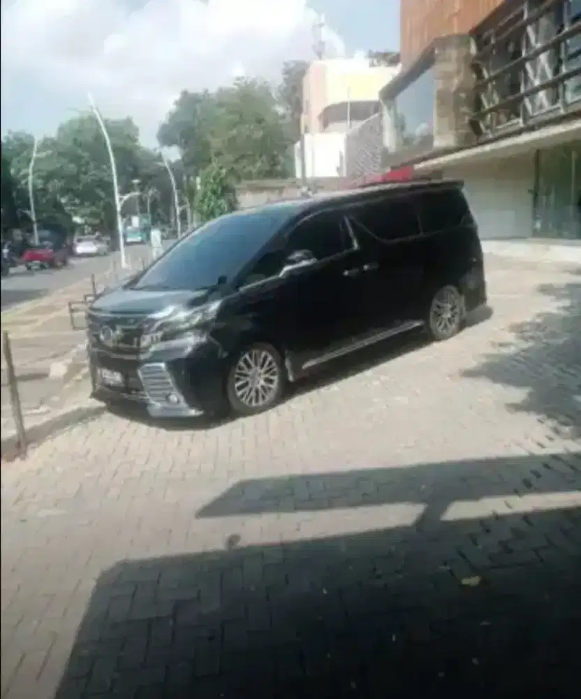 Mencari lowongan supir pribadi