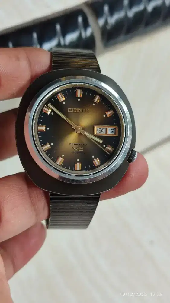 Jam tangan Citizen Custom V2 day date 23j Original Vintage
Big size