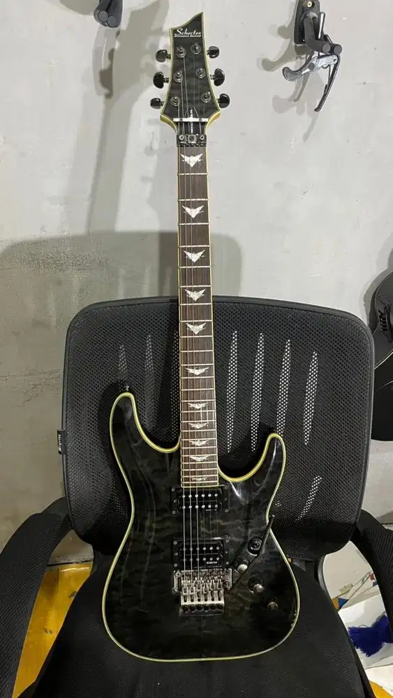 Guitar Schecter Extreme Omen Fr