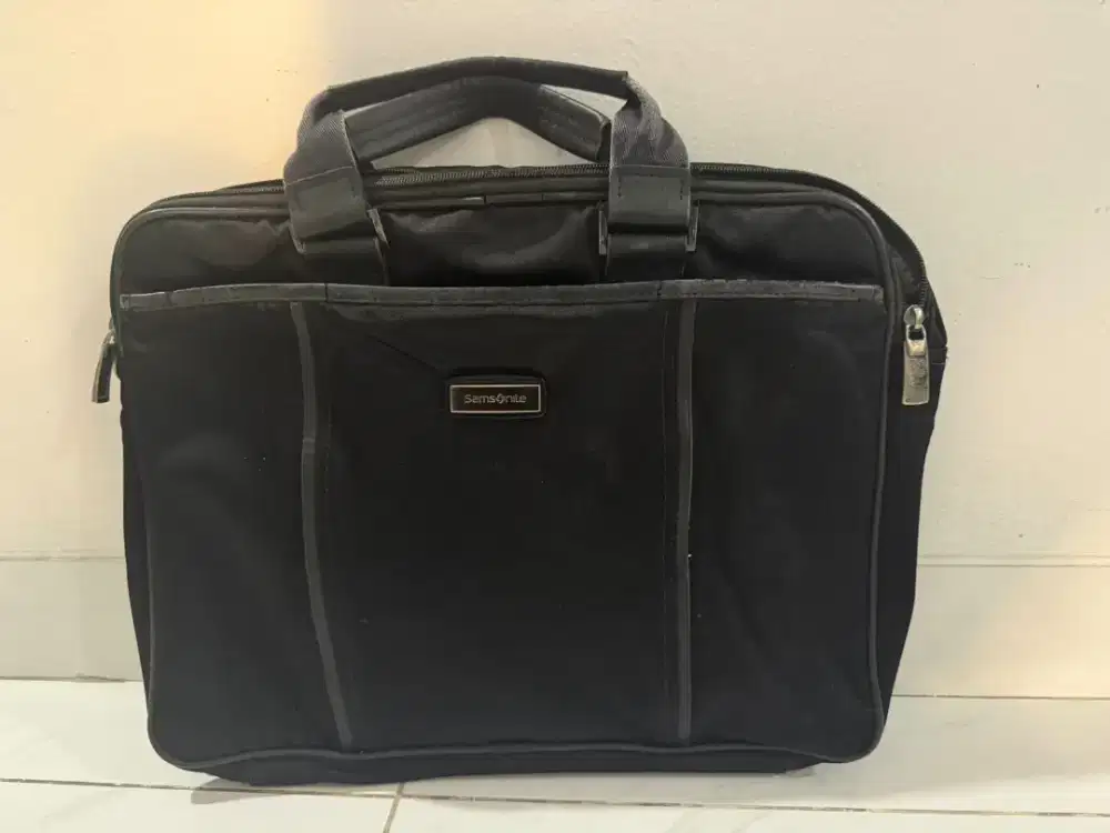 Tas kerja Samsonite hitam original 100% kondisi baik