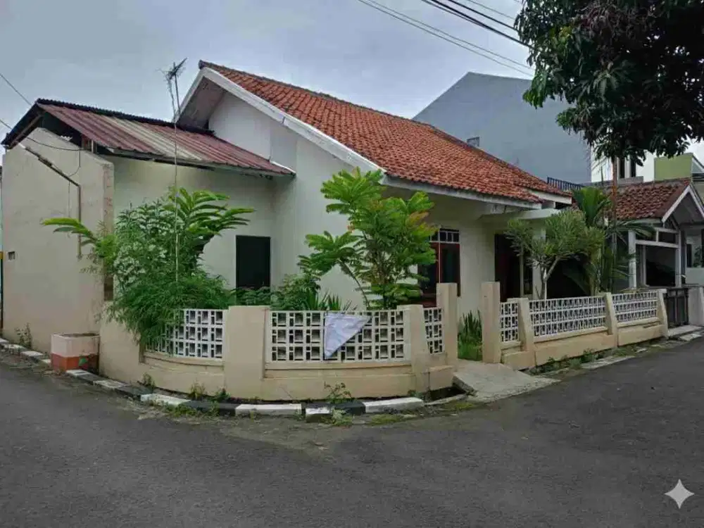 mendekati NJOP Rumah 2 Lantai Hook Terawat, Harga Di Bawah Pasaran – Merkuri Margahayu Raya Bandung