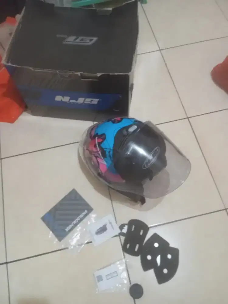 Jual Helm njs merak