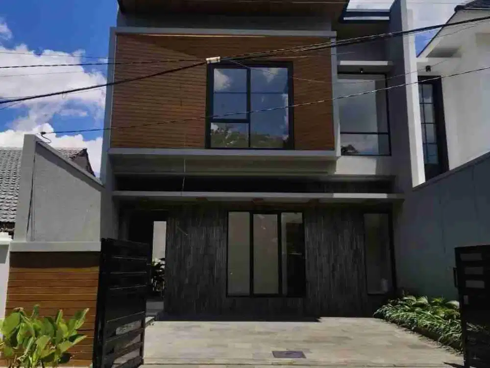 Rumah Modern Style 
Lokasi Rungkut Asri Surabaya
(Dekat Raya MERR,Kampus UPN,RS Eka Candrarini, Universitas Terbuka, dll)