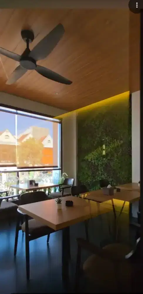 Resto cari bagian Cleaning service merangkap Waiter