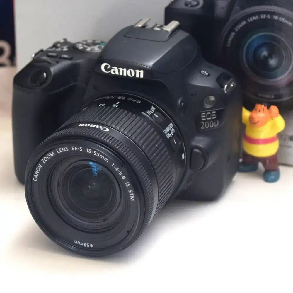 CAMERA CANON EOS 200D - (NO BOX)