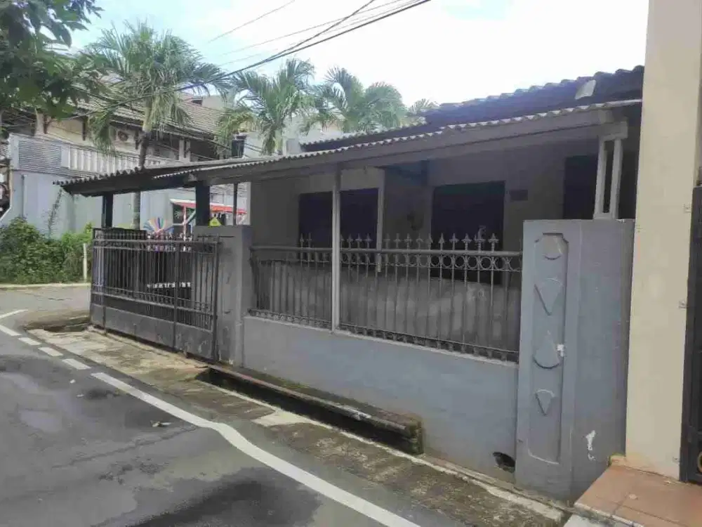 SEWA RUMAH DI PONDOK KELAPA 2 KT
