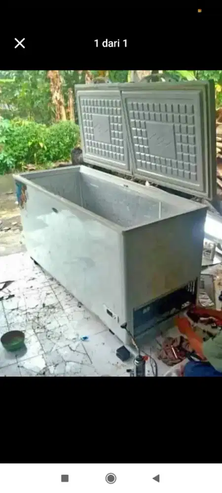 Perbaiki kulkas,showcase,frezer,m.cuci dan ac (service)