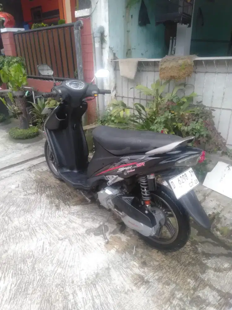 Suzuki spin 2008 mulus orsinil