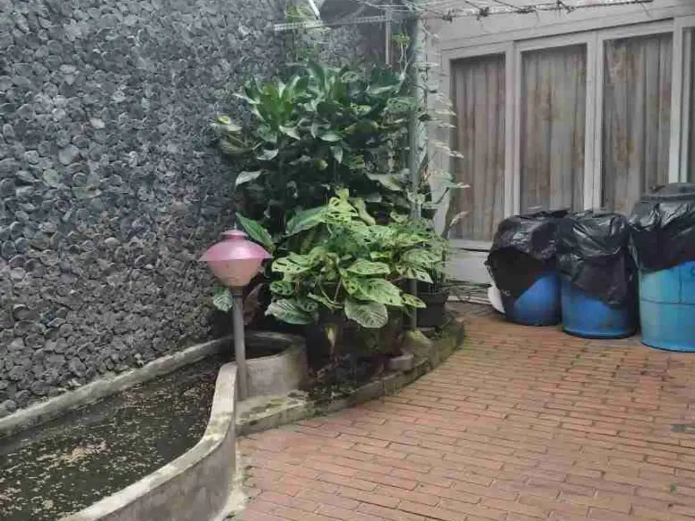 Jual / Sewa Rumah Jln Sunda Cocok untuk Kantor, Cafe, Resto , Tempat Tinggal dll