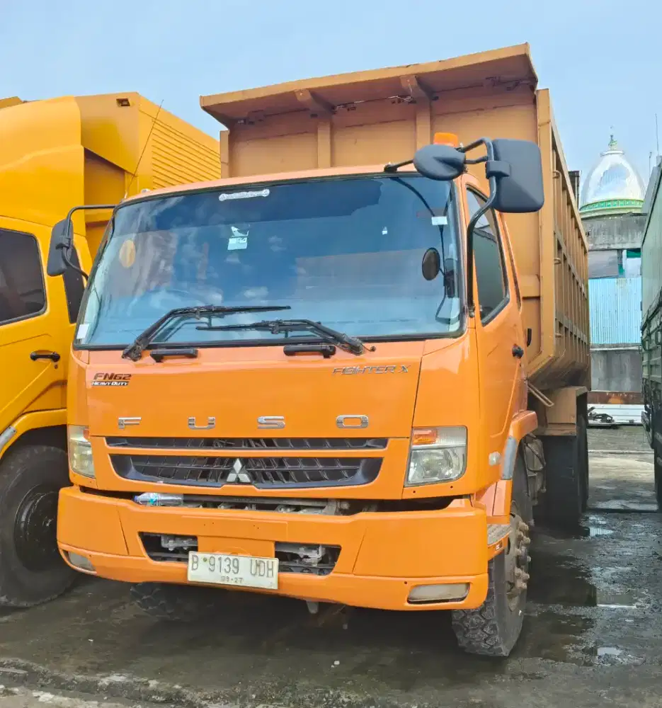 60ribuKM Mitsubishi Fuso Tronton HD 6x4 Dumptruk 2022 dump truk 10roda