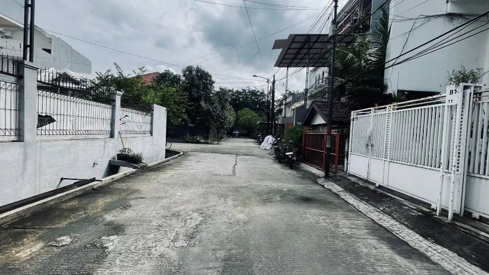 Rumah Tua Hitung Tanah Cluster Kelapa Gading Bawah NJOP